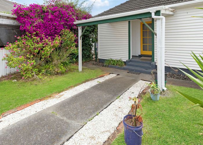  at 81 Swiss Avenue, Gonville, Whanganui