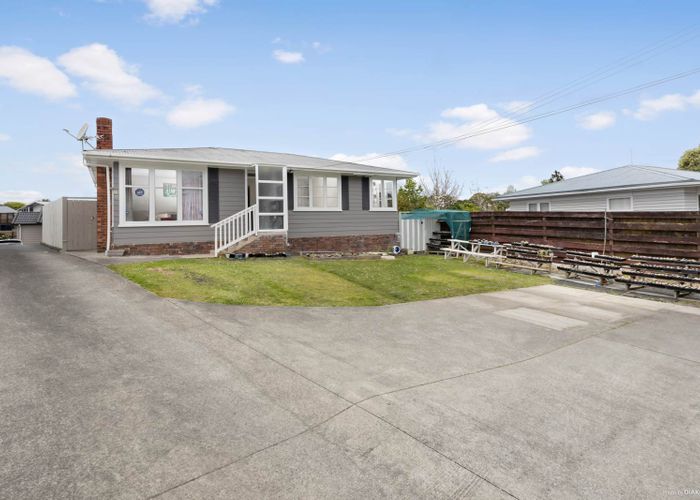  at 19A Duncan Avenue, Te Atatu South, Auckland