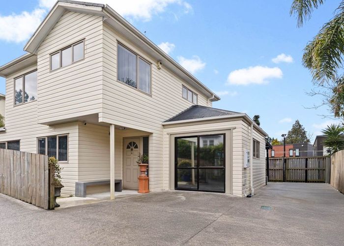  at 70C Alfriston Road, Manurewa East, Auckland