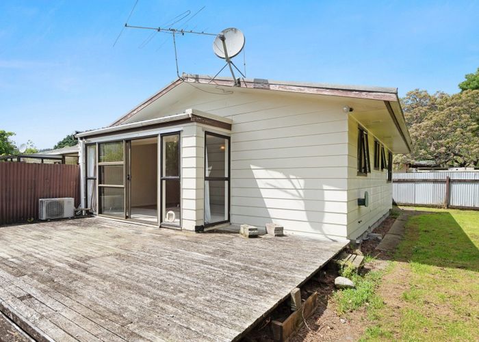  at 6A & 6B Amber Grove, Birchville, Upper Hutt, Wellington