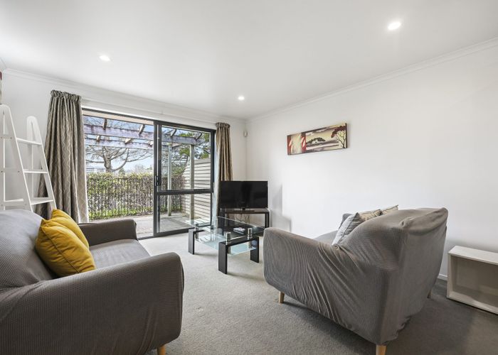  at 5/240 Old Farm Road, Hillcrest, Hamilton, Waikato