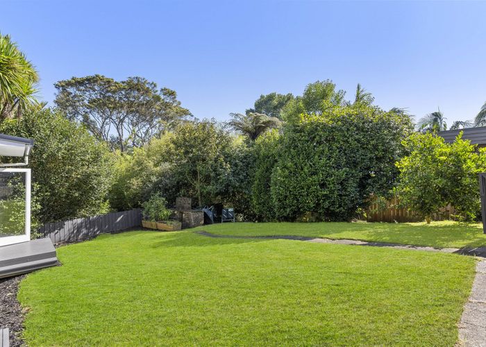  at 38 Eskdale Road, Birkdale, North Shore City, Auckland