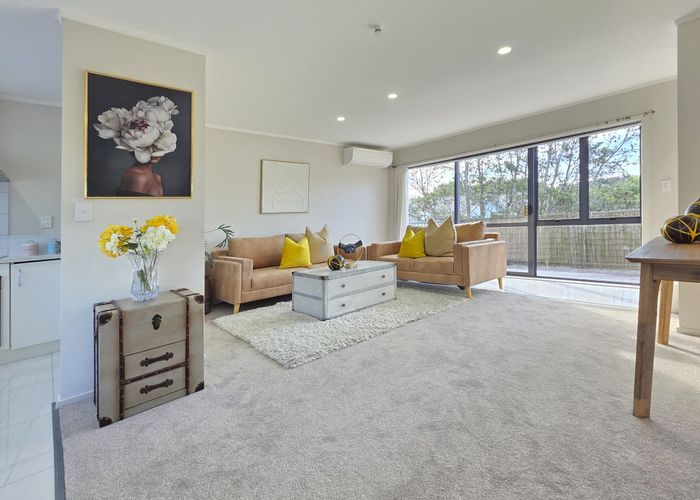  at 1/5 John Jennings Drive, Albany, North Shore City, Auckland