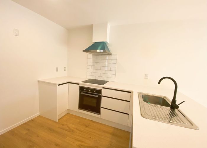  at 3/20 Peach Road, Glenfield, North Shore City, Auckland