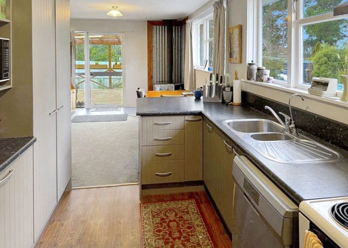  at 3276 Waikouaiti-Waitati Road, Karitane, Waikouaiti