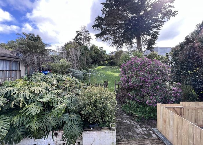  at 5 Killarney Avenue, Torbay, Auckland
