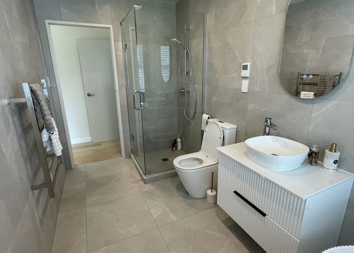  at 1/9a Schopolo Place, Schnapper Rock, North Shore City, Auckland