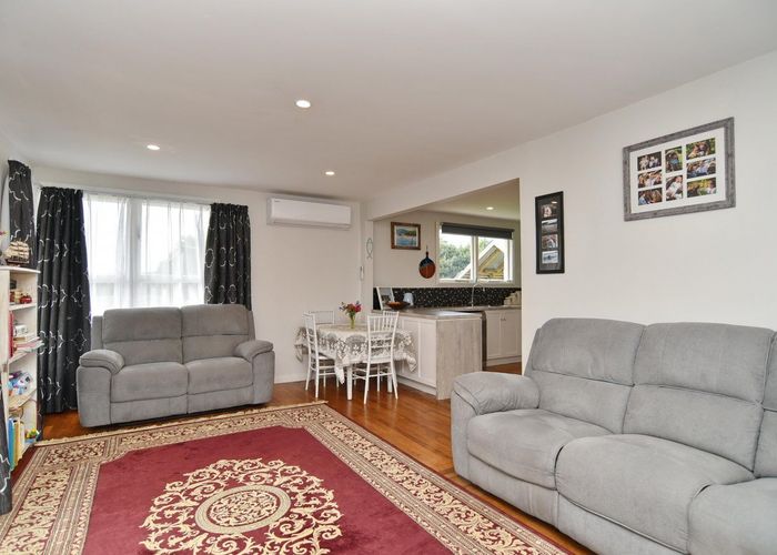  at 27 Kings Avenue, Waikuku Beach, Waikuku Beach