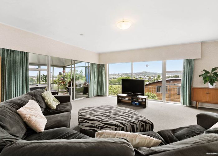  at 14 Arron Street, Ellerslie, Auckland