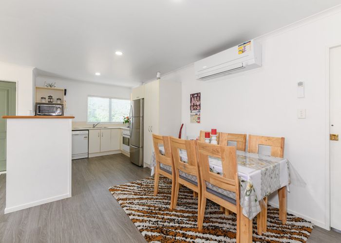  at 162 Waitemata Drive, Ranui, Auckland