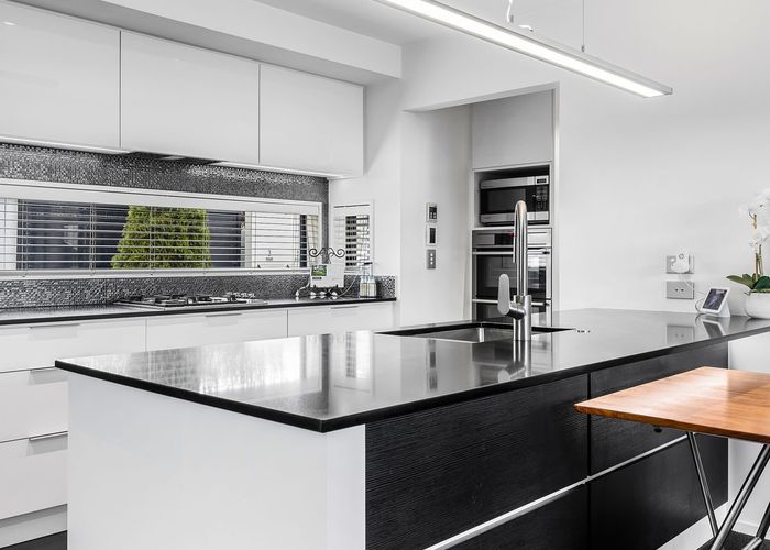  at 1/40 Rhodes Street, Merivale, Christchurch