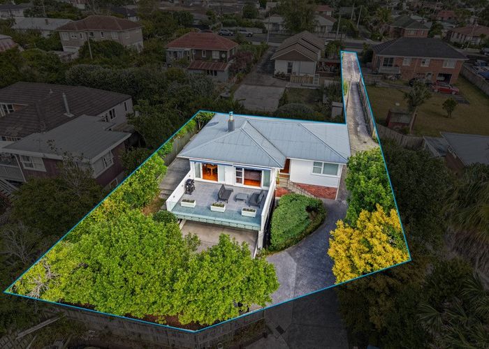  at 9A Matata Street, Blockhouse Bay, Auckland