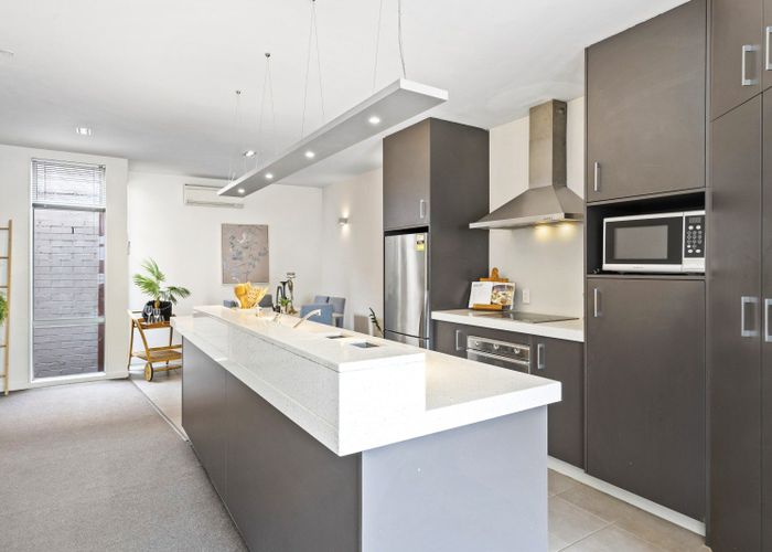  at 6 Fallowfield Avenue, Mount Victoria, Wellington, Wellington