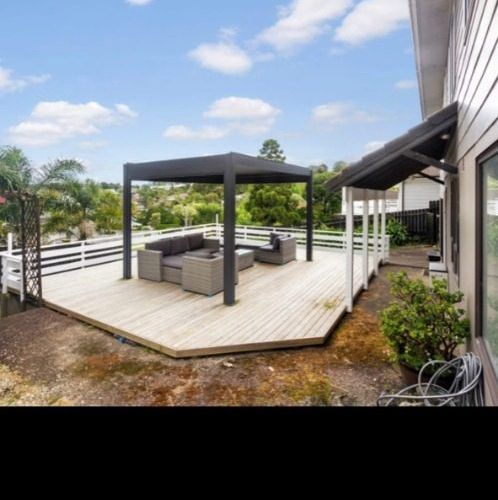  at 16 Glenbervie Crescent, Massey, Waitakere City, Auckland