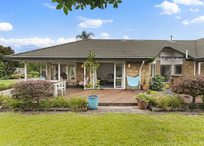  at 16 Aristoy Close, Conifer Grove, Papakura, Auckland