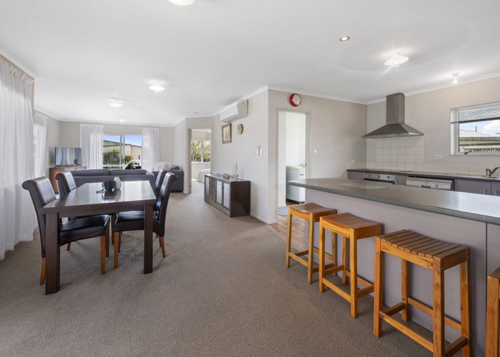  at 8 & 8A Holden Avenue, Holdens Bay, Rotorua, Bay Of Plenty