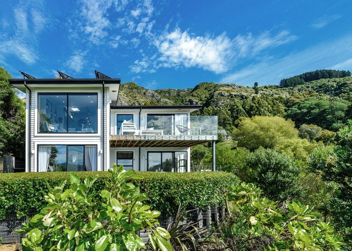  at 9A Hay'S Rise, Lyttelton