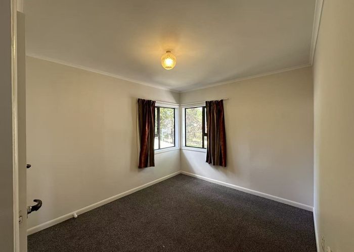  at 140 Hillsborough Road, Hillsborough, Auckland City, Auckland