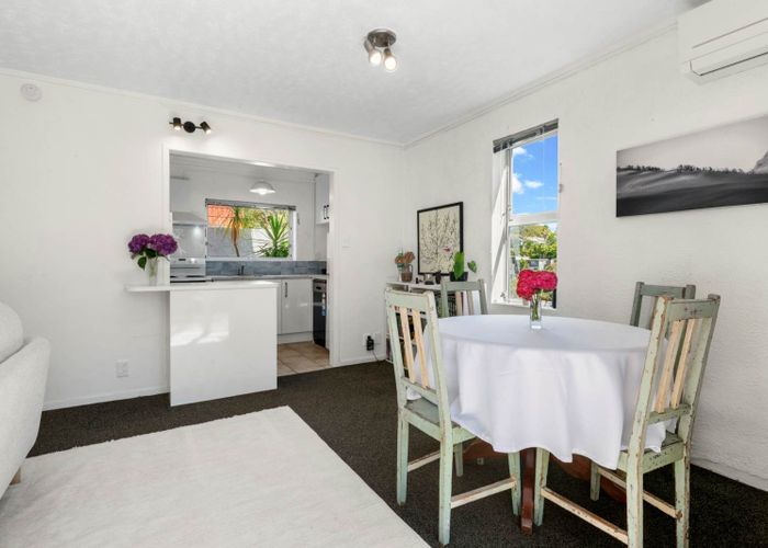  at 11/22 Maritime Terrace, Birkenhead, North Shore City, Auckland