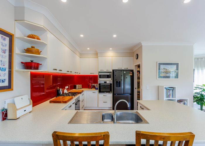  at 10 Bella Vista Drive, Gulf Harbour, Rodney, Auckland