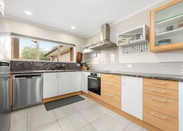  at 11 Chestnut Close, Kelvin Grove, Palmerston North