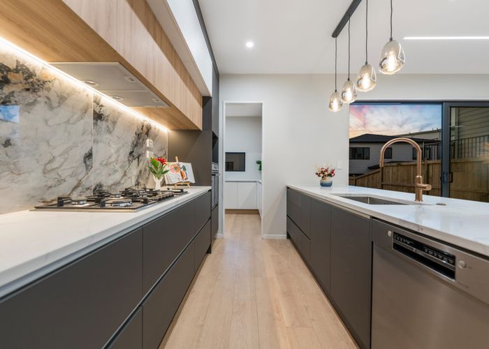  at 29  Hauhake Road, Flat Bush, Manukau City, Auckland