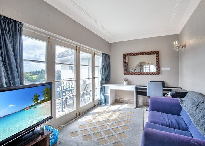  at 8 Happy Home Road, Westmorland, Christchurch City, Canterbury