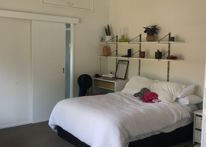  at 6 Philip Pl, Hillcrest, North Shore City, Auckland