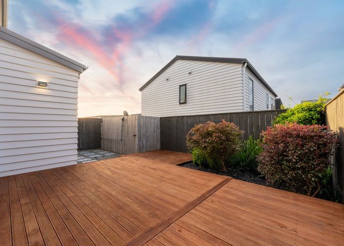  at 6 Lords Way, Millwater, Rodney, Auckland