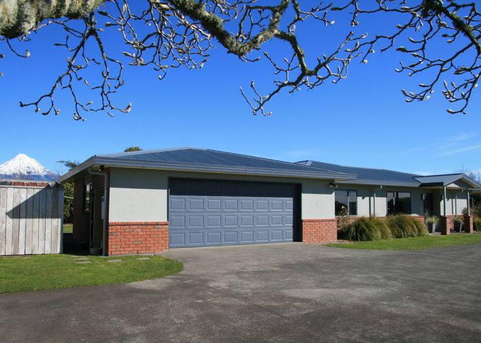  at 1758 Mountain Road, Inglewood, Inglewood