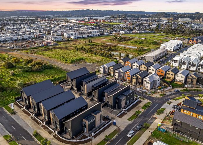  at 69 Waterlily Street, Hobsonville, Waitakere City, Auckland