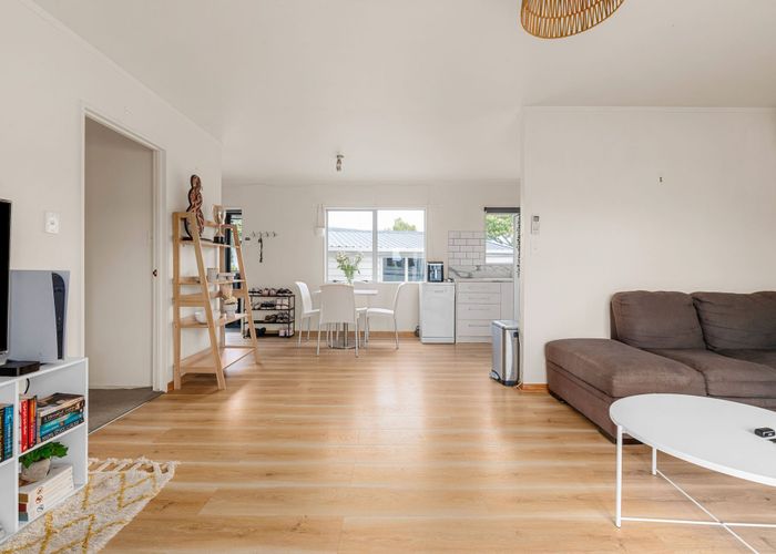  at 3 Bruton Place, Nawton, Hamilton