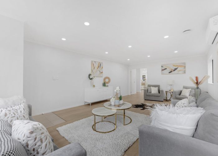 at 21 Heidi Crescent, Flat Bush, Auckland