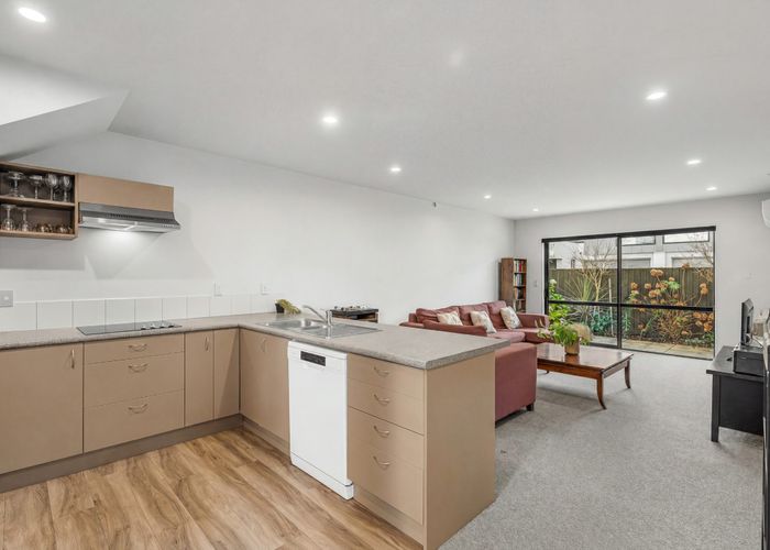  at 2/38 Brockworth Place, Riccarton, Christchurch