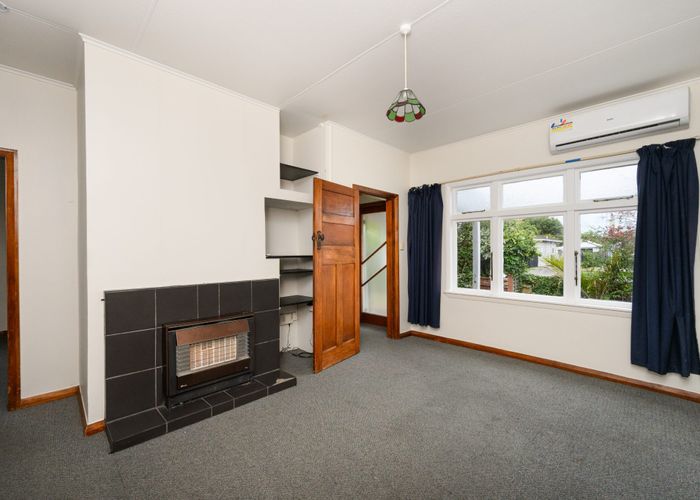  at 17 Haydon Street, Roslyn, Palmerston North, Manawatu / Whanganui
