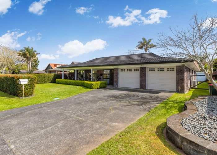  at 7 Zenith Place, Conifer Grove, Takanini