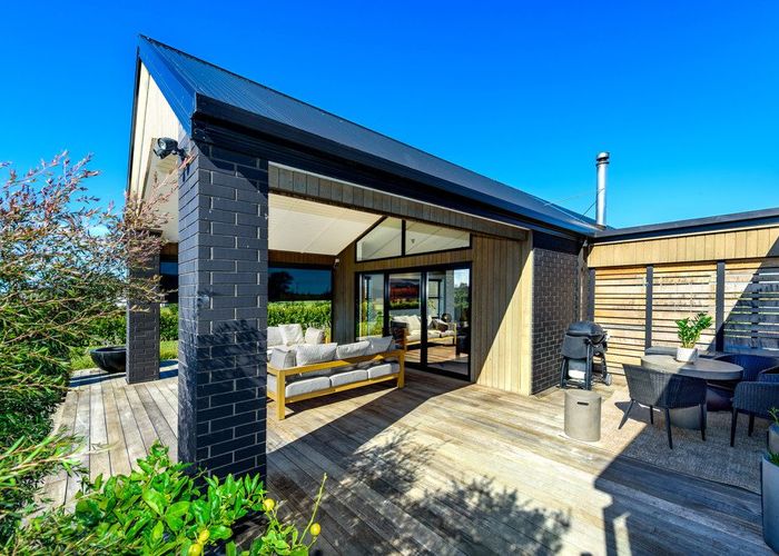  at 297 Creyke Road, Darfield, Darfield