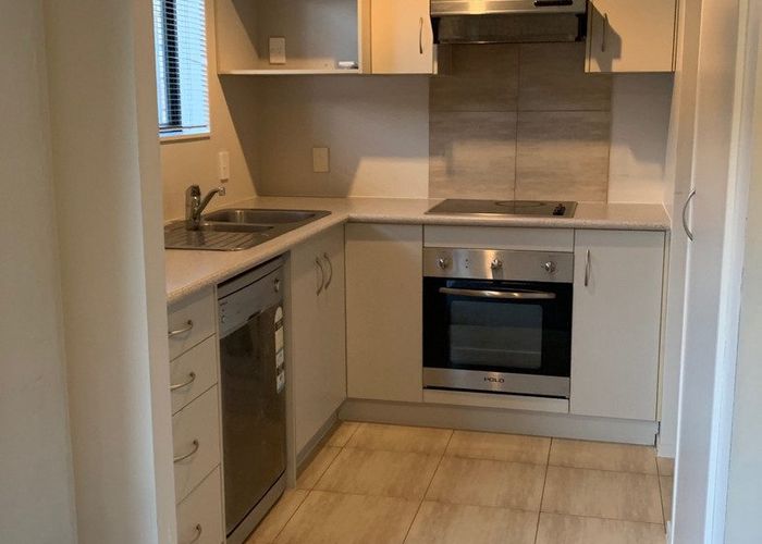  at 77 Rathmar Drive, Alfriston, Manukau City, Auckland