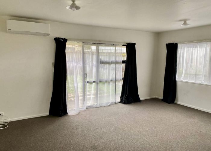  at 399B Roscommon Road, Clendon Park, Manukau City, Auckland