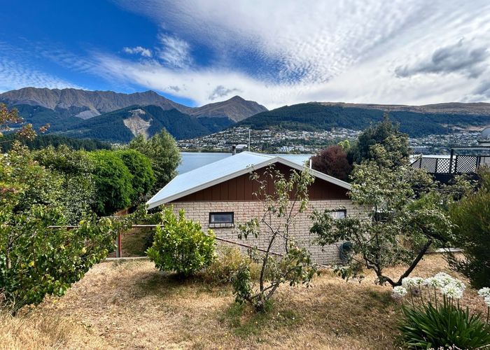  at 626 Peninsula Road, Queenstown East, Queenstown-Lakes, Otago