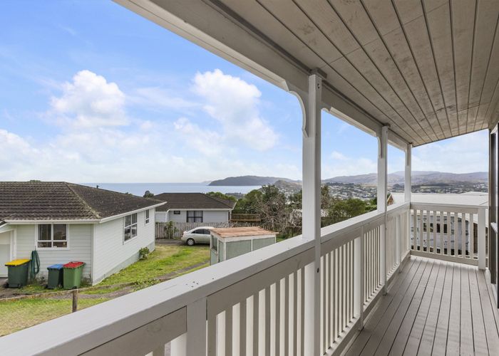  at 32 Hiwi Crescent, Titahi Bay, Porirua