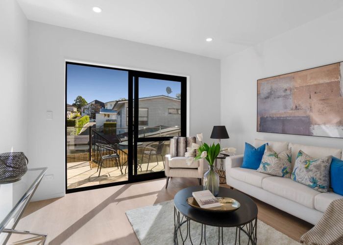 at 11 Farringdon Street, Glen Innes, Auckland City, Auckland