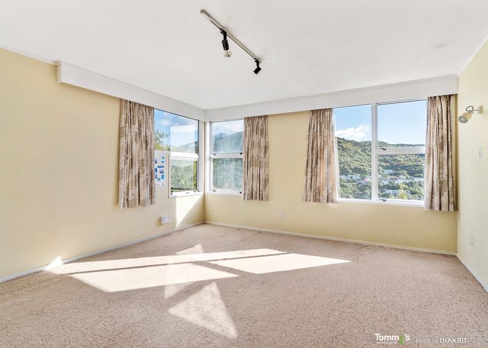  at 12 Versailles Street, Karori, Wellington