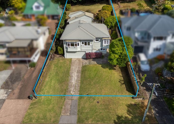  at 5 Budock Road, Hillsborough, Auckland City, Auckland