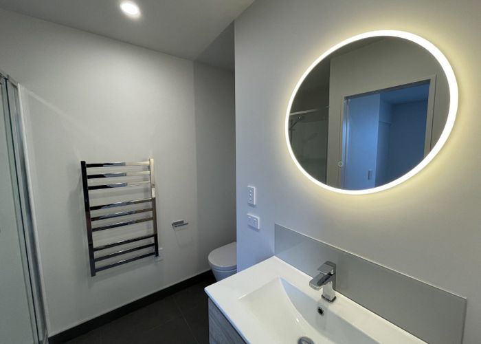  at 9 Panoni Lane, Abercrombie St, Howick, Manukau City, Auckland