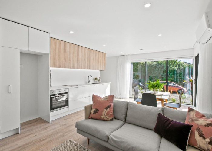  at 48 Lorna Street, Lynmouth, New Plymouth, Taranaki