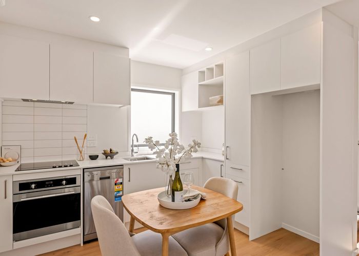  at 1/721 Te Atatu Road, Te Atatu Peninsula, Waitakere City, Auckland