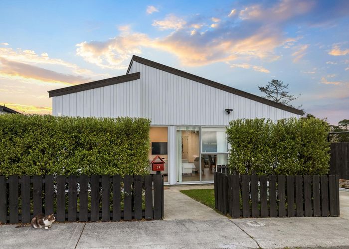  at 34 Berba Lane, Westgate, Waitakere City, Auckland