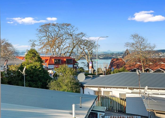  at 7/10 Ridge Road, Howick, Manukau City, Auckland
