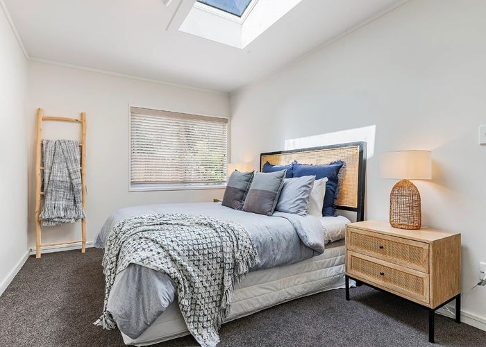  at 2/80A Sackville Street, Grey Lynn, Auckland City, Auckland